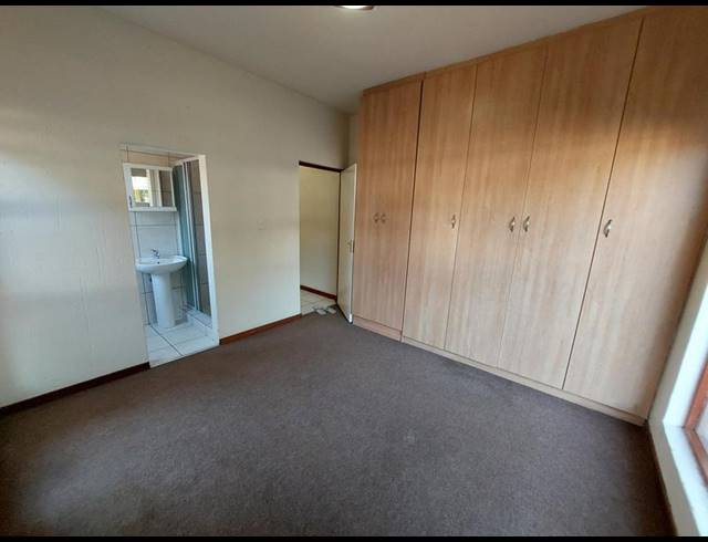 2 BEDROOM PROPERTY TO RENT IN VANDERBIJLPARK CW 2